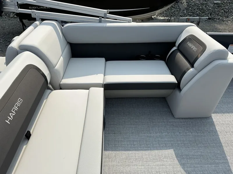 Slide: The Image of Harris Cruiser 230 SL 2026 - 31