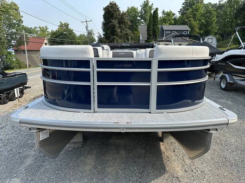 Slide: The Image of Harris Cruiser 230 SL 2026 - 1