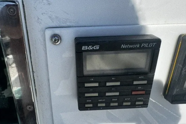 Slide: The Image of B&G Network Pilot device on a 1973 Custom BILL LEE 40 yacht. - 15