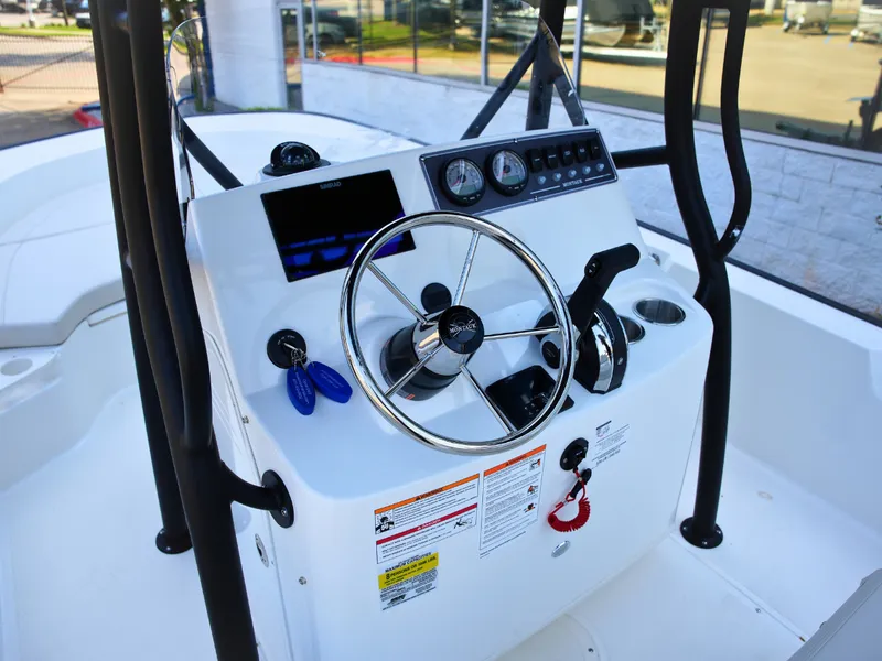 Slide: The Image of Boston Whaler 190 Montauk 2027 - 11