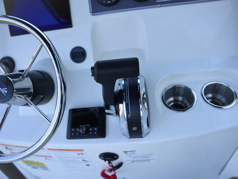 Slide: The Image of Boston Whaler 190 Montauk 2027 - 15
