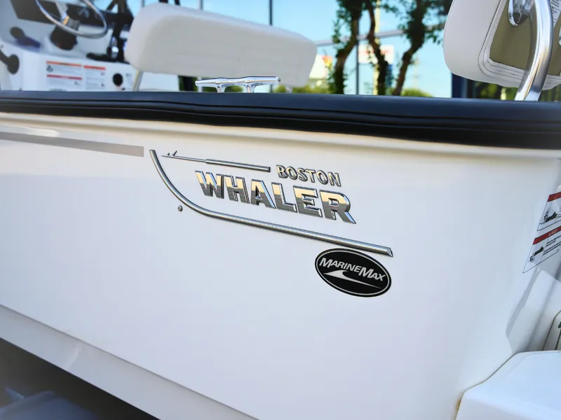 Slide: The Image of Boston Whaler 190 Montauk 2027 - 3