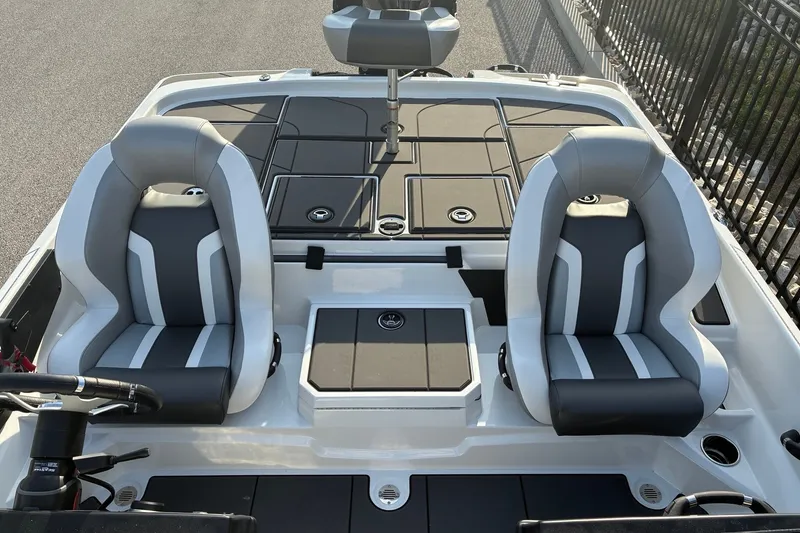 Slide: The Image of 2026 Nitro Z21 XL Pro boat interior with two gray and white seats. - 13