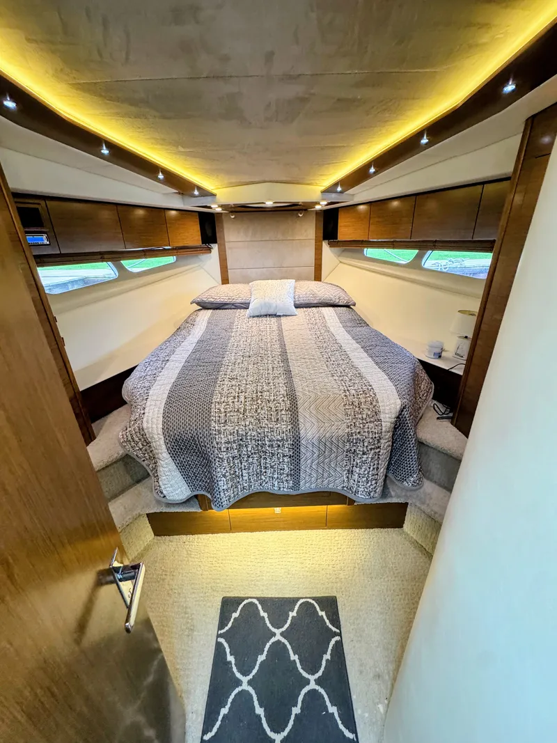 Slide: The Image of Cruisers 45 Cantius 2016 - 35