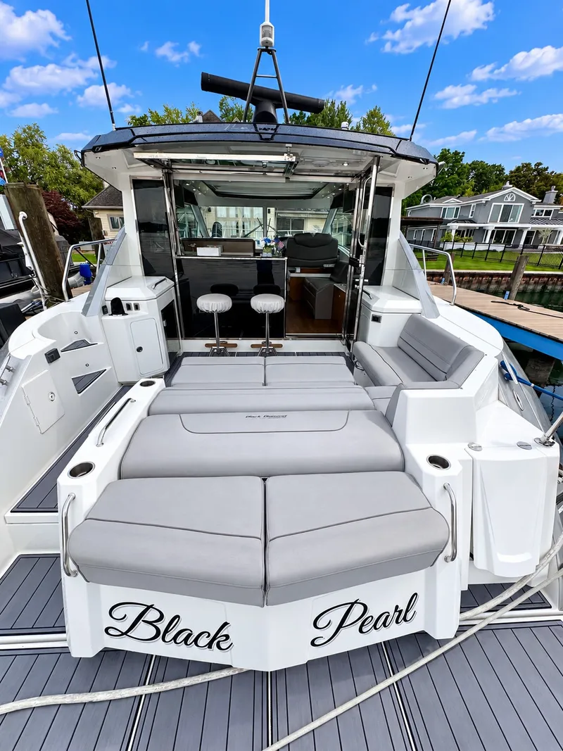 Slide: The Image of Cruisers 45 Cantius 2016 - 18