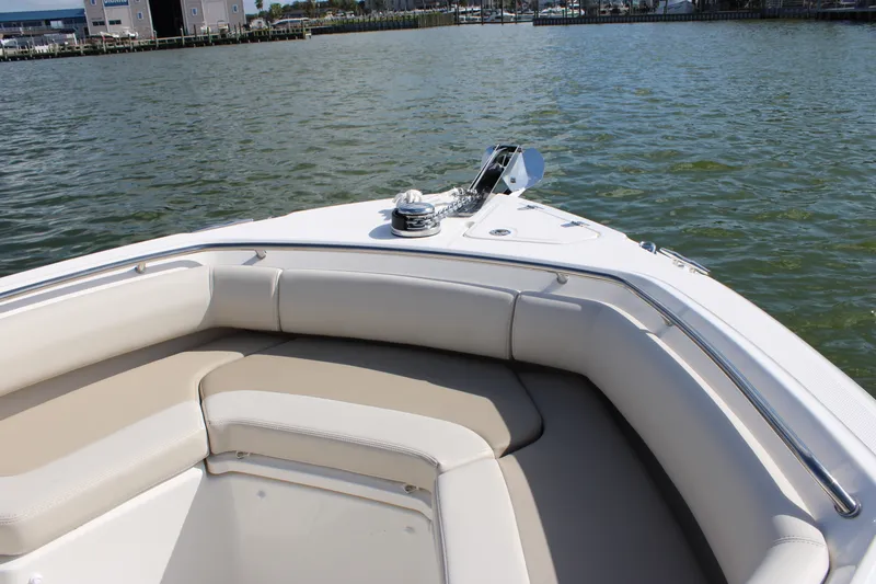 Slide: The Image of Boston Whaler 250 Outrage 2027 - 17
