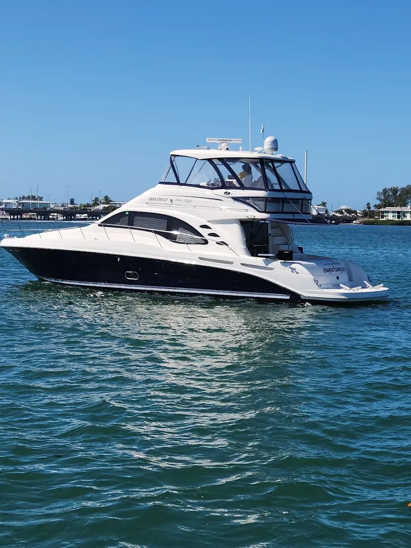 The Image of Sea Ray 550 SEDAN BRIDGE 2005 - 0