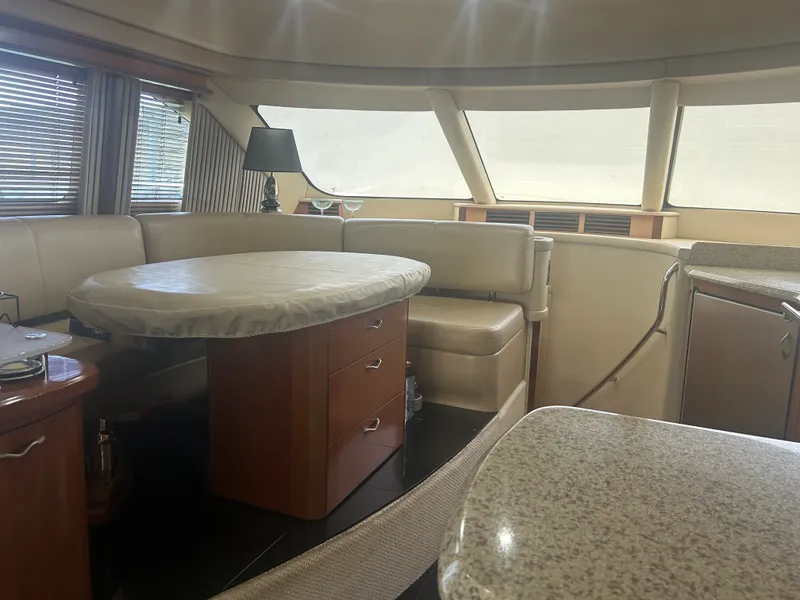 Slide: The Image of Sea Ray 550 SEDAN BRIDGE 2005 - 59
