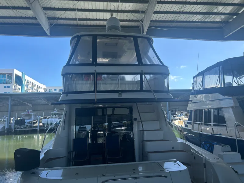 Slide: The Image of Sea Ray 550 SEDAN BRIDGE 2005 - 43
