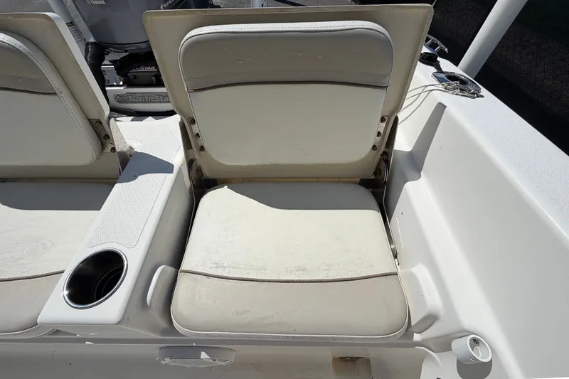 Slide: The Image of NauticStar 231 Coastal 2015 - 65