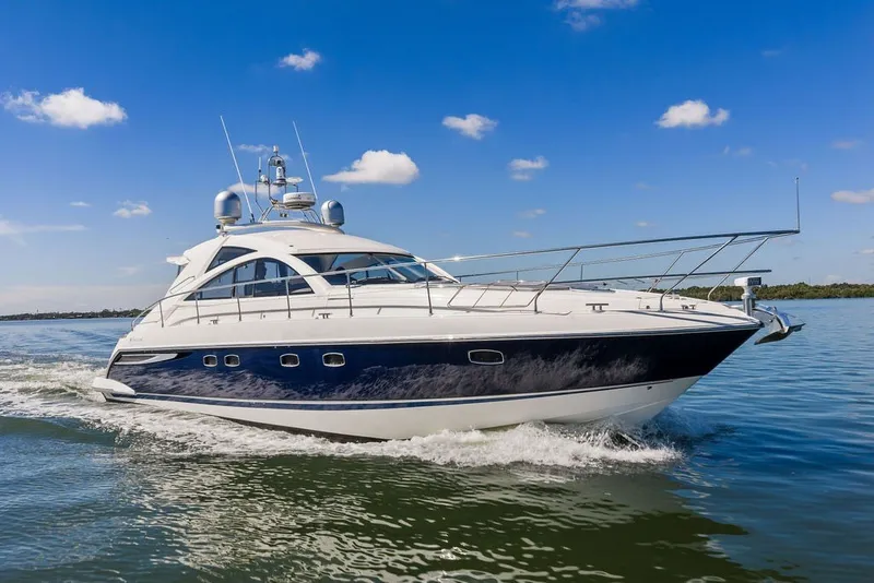 Slide: The Image of 2006 Fairline Targa 47 GT yacht cruising on a sunny day. - 17