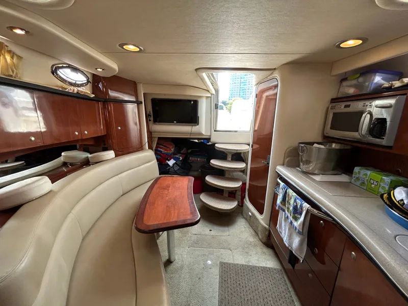 Slide: The Image of Sea Ray Sundancer 320 2006 - 11