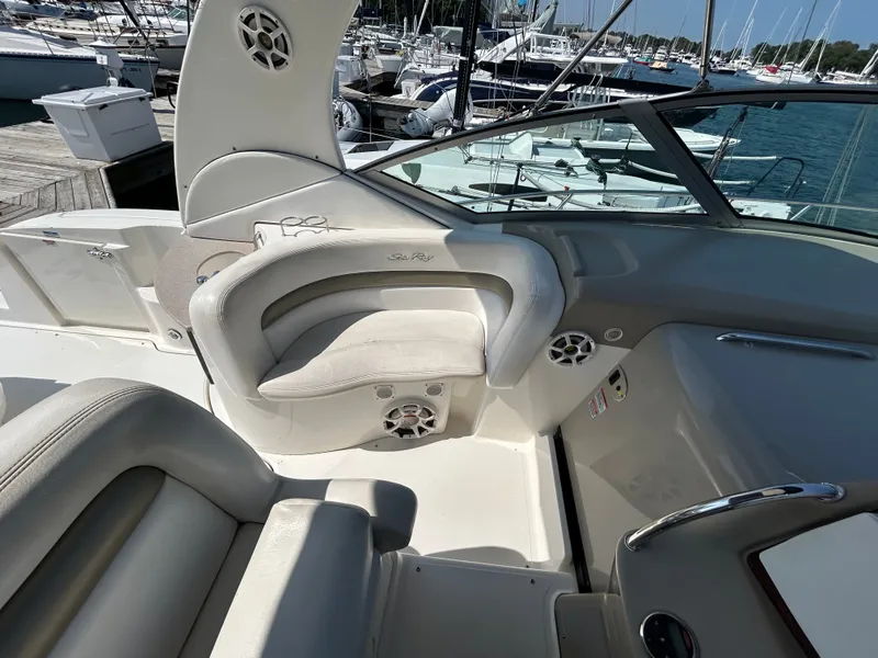 Slide: The Image of Sea Ray Sundancer 320 2006 - 9