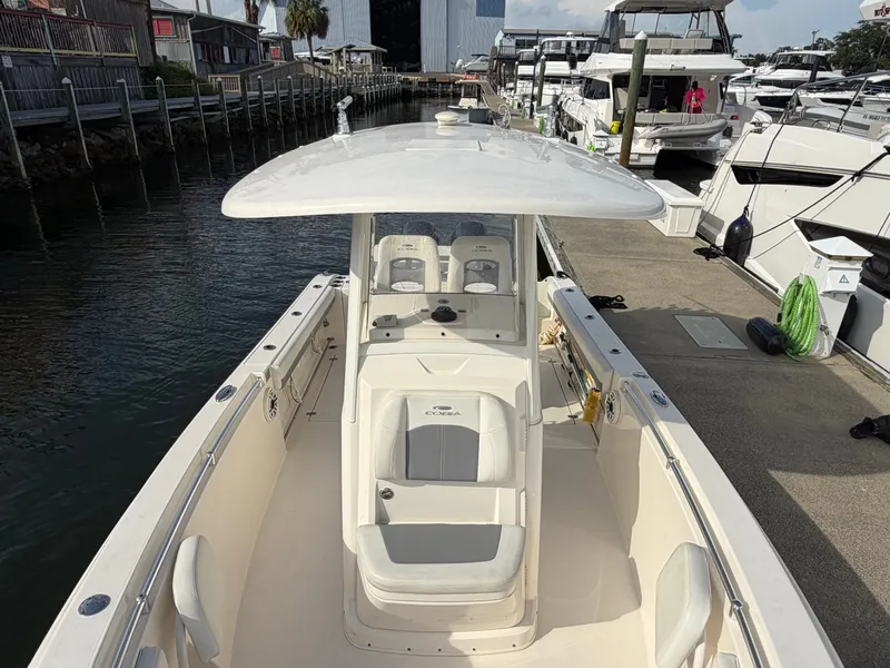 Slide: The Image of Cobia 262 Center Console 2020 - 36