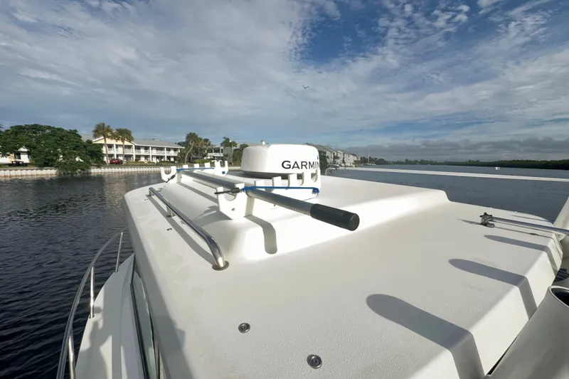 Slide: The Image of 2017 Parker 2810 XLD Walkaround boat with Garmin radar on calm water. - 24