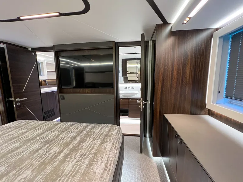 Slide: The Image of Sunseeker Predator 65 2023 - 62