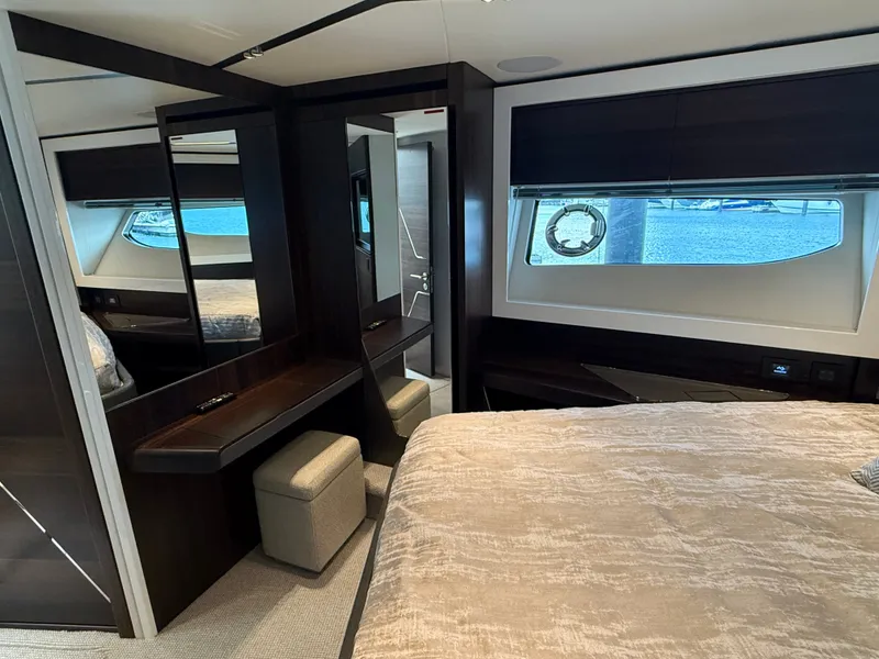 Slide: The Image of Sunseeker Predator 65 2023 - 48