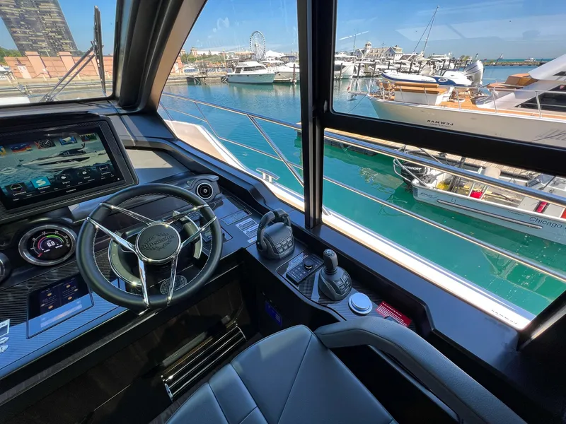 Slide: The Image of Sunseeker Predator 65 2023 - 31
