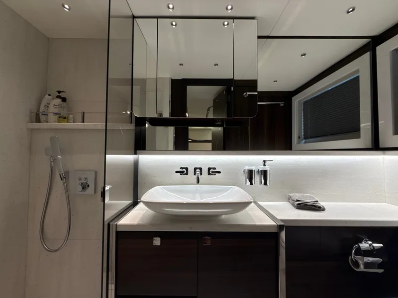 Slide: The Image of Sunseeker Predator 65 2023 - 69