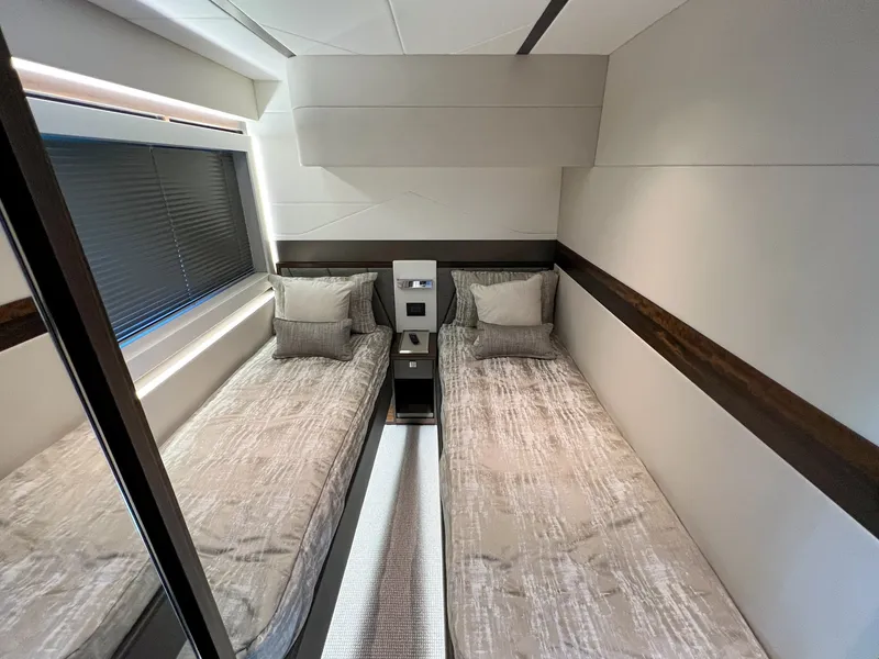 Slide: The Image of Sunseeker Predator 65 2023 - 82
