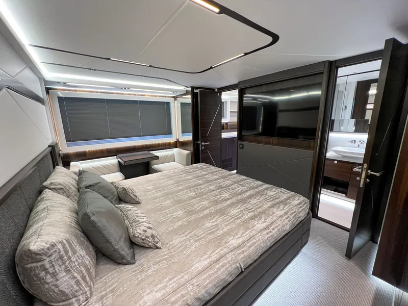 Slide: The Image of Sunseeker Predator 65 2023 - 51