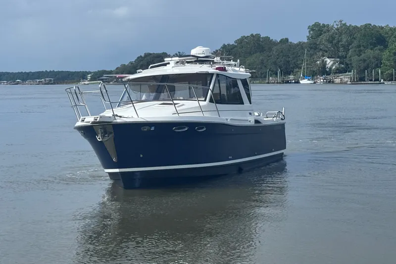 Slide: The Image of 2016 Cutwater C-28 bow shot - 3