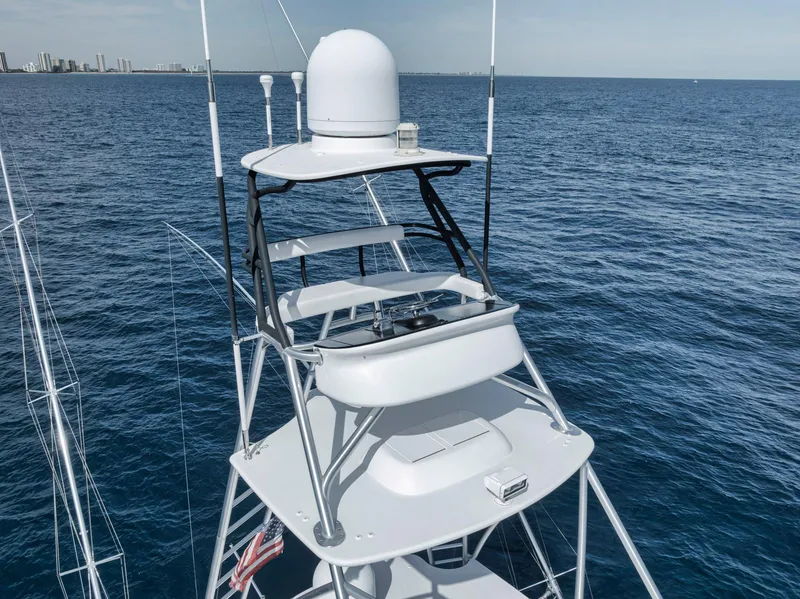 Slide: The Image of Viking 70 Convertible 2015 - 68