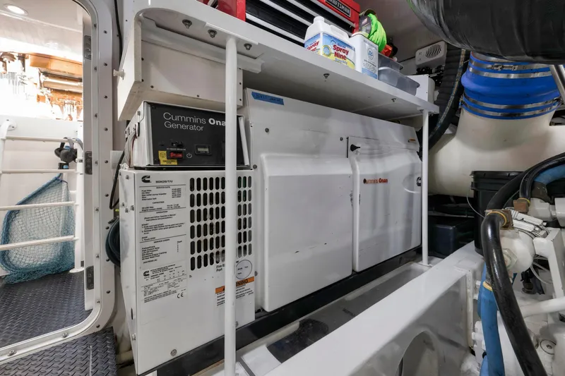 Slide: The Image of Viking 70 Convertible 2015 - 81