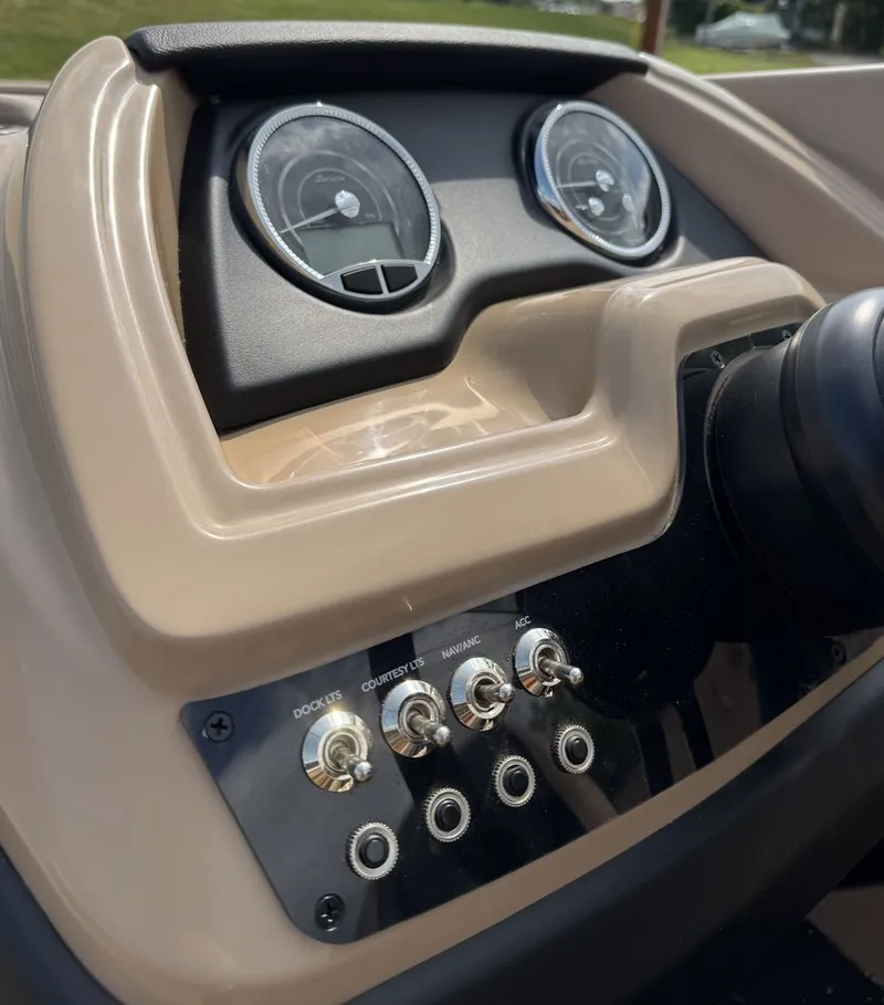 Slide: The Image of Barletta Cabrio 24 UE 2026 - 15