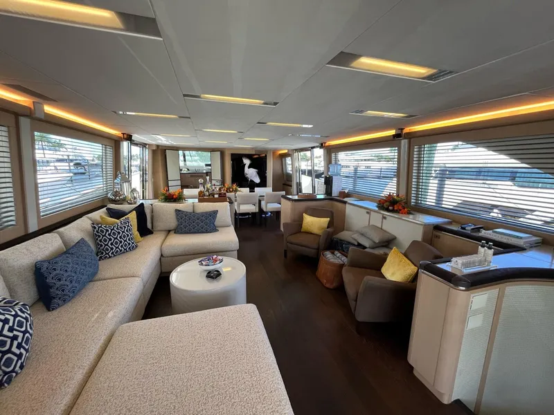 Slide: The Image of Saloon 3 - 45