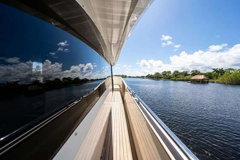 Slide: The Image of Starboard Walkway - 21
