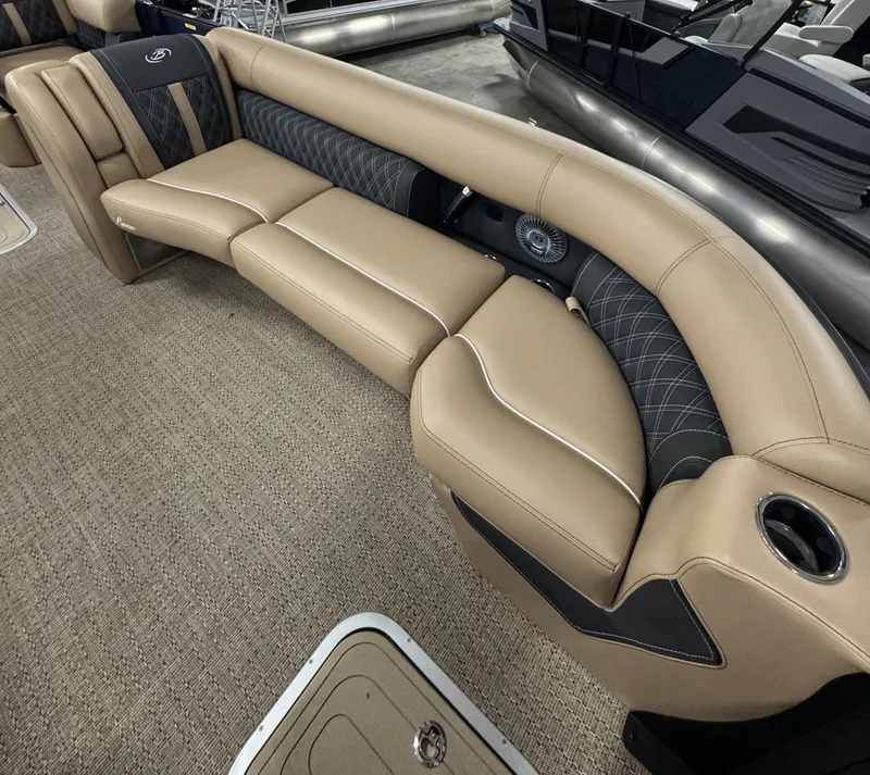 Slide: The Image of Barletta Lusso 25 M 2026 - 16