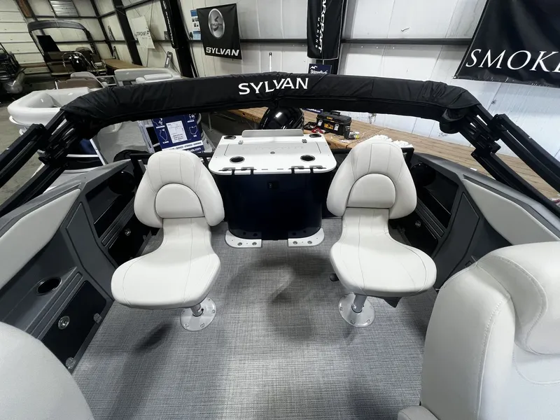 Slide: The Image of Sylvan R-20 PARTY FISH 2026 - 21