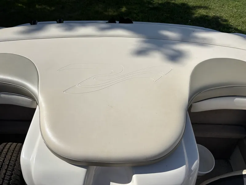 Slide: The Image of Sea Ray 200 SPORT 2005 - 13