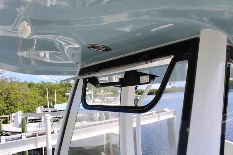 Slide: The Image of 2019 Sea Hunt Gamefish 25 boat interior, featuring sleek design and modern equipment. - 23