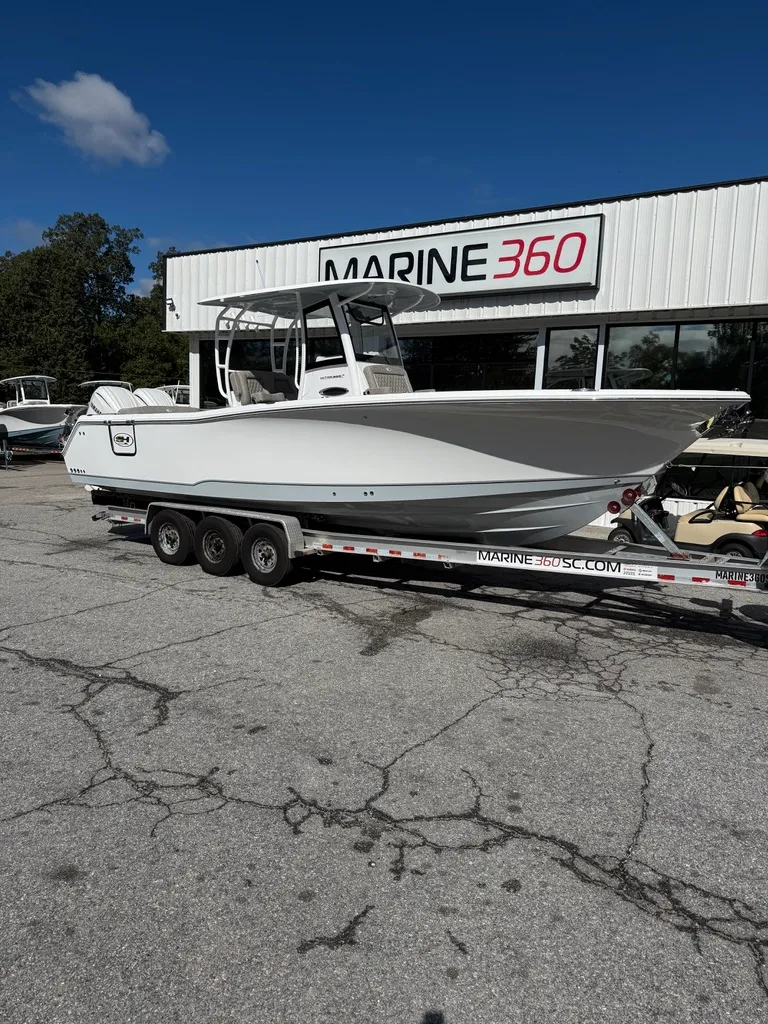 Slide: The Image of Sea Hunt Ultra 305 CB 2026 - 2