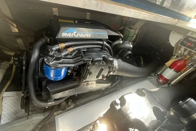 Slide: The Image of Engine compartment of a 1989 Sea Ray 300 Weekender with MerCruiser engine. - 32