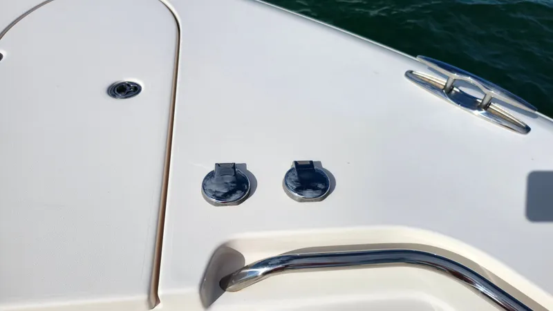 Slide: The Image of Close-up of a Grady-White Canyon 456 deck with stainless steel fittings. - 19