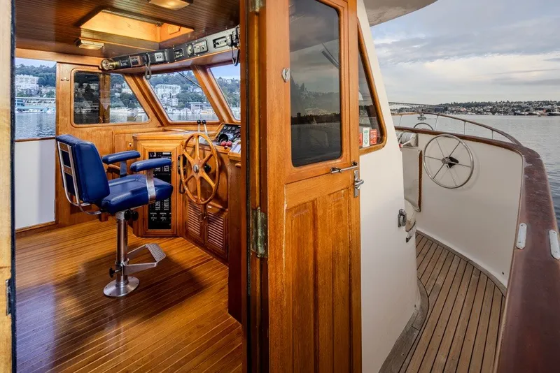 Slide: The Image of Interior and exterior view of 1982 Ocean Alexander 50 Mark I yacht. - 18