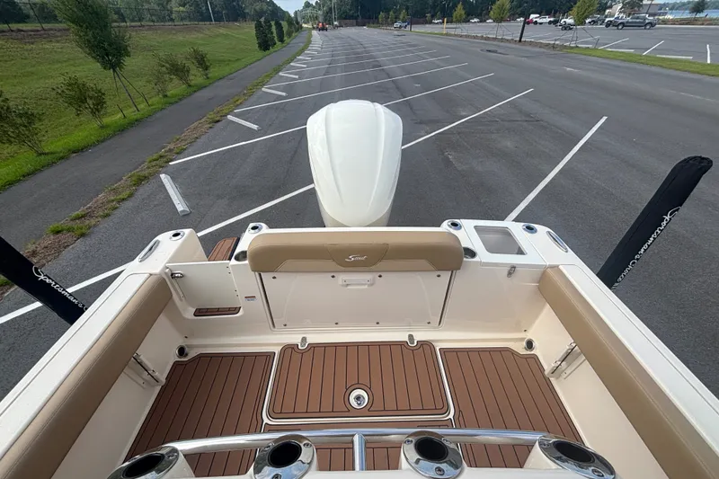 Slide: The Image of 2021 SCOUT 235 XSF COCKPIT W/SEADEK - 9