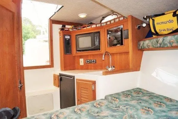 Slide: The Image of CABIN LOOKING AFT TO THE GALLET & ENTRANCEWAY DOOR - 21