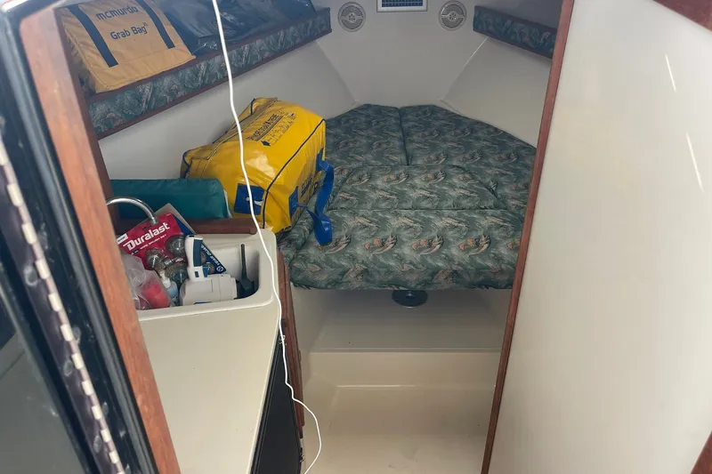 Slide: The Image of CABIN OVERVIEW LOOKING FORWARD - 17