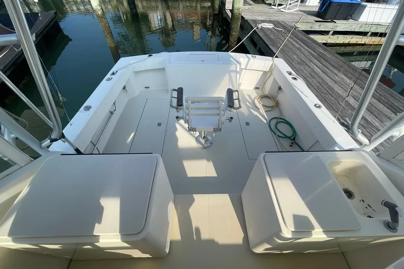 Slide: The Image of 2004 CAROLINA CLASSIC 28 COCKPIT OVERVIEW LOOKING AFT W/FIGHTING CHAIR - 3