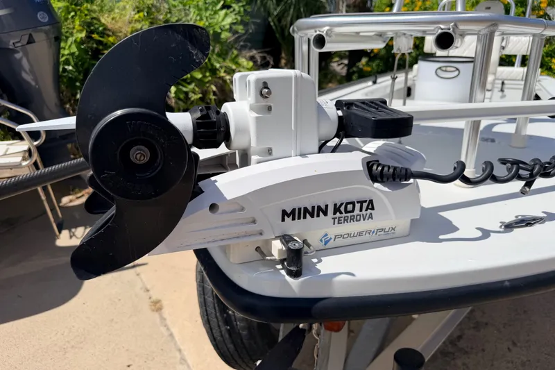 Slide: The Image of Minn Kota Terrova motor on 2022 Beavertail Skiffs Mosquito 18' boat, featuring Power-Pux technology. - 31
