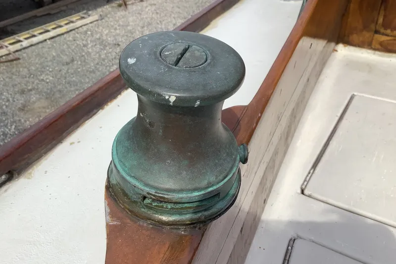Slide: The Image of Vintage Halberg Rassey P-28 winch, 1975 model, with weathered patina on a wooden deck. - 20