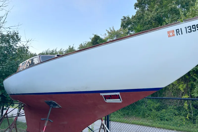 Slide: The Image of 1975 Halberg Rassey P-28 sailboat for sale, displayed outdoors. - 50