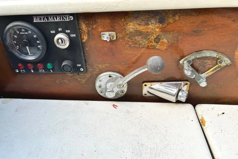 Slide: The Image of Control panel of a 1975 Halberg Rassey P-28 boat with Beta Marine gauge. - 46