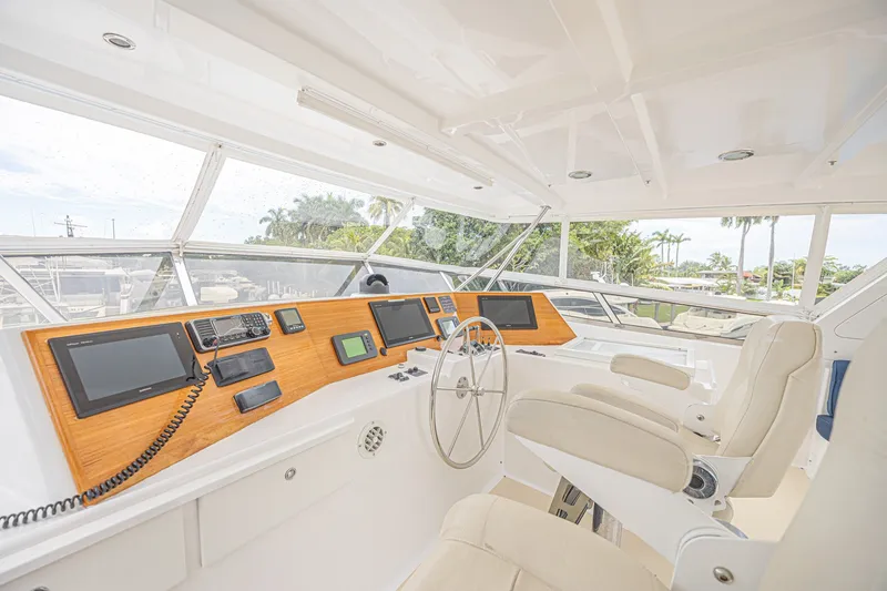 Slide: The Image of Helm of 2005 Grand Banks 72 Aleutian RP yacht with modern navigation equipment. - 20