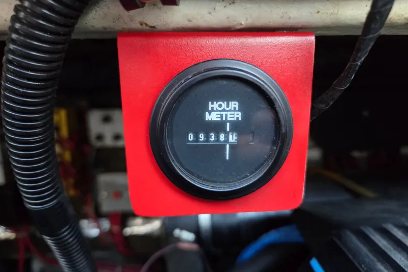 Slide: The Image of Hour meter reading 938 hours on Regal Commodore 402, 1997 model. - 38