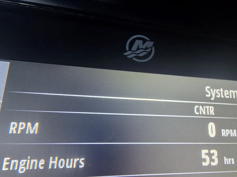Slide: The Image of A display shows 0 RPM and 53 engine hours. - 15